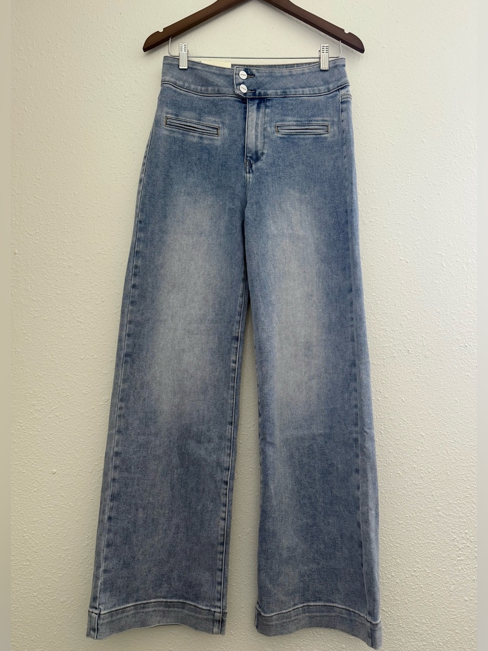 ONESO Super High Rise Wide Leg Jeans Size 28 Light Wash NWT